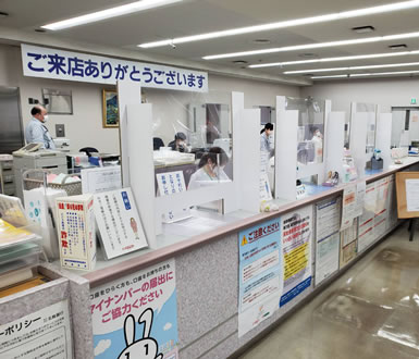 飛沫防止対策パーテーション