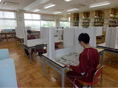 飛沫防止対策パーテーション
